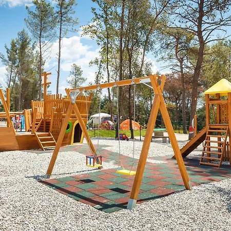Nice Stacaravan In Vabriga With Wifi Campingplatz Poreč