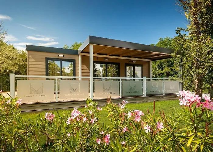 2 Bedroom Awesome Stacaravan In Vabriga 5* Poreč