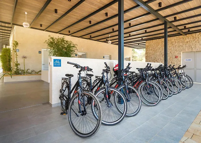 2 Bedroom Awesome Stacaravan In Vabriga Campeggio